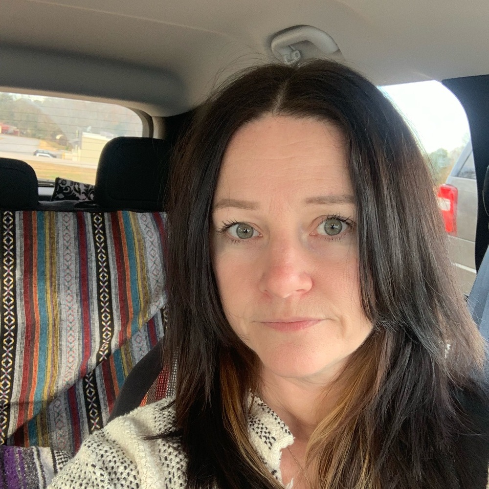 Meet your Posher, Sharon